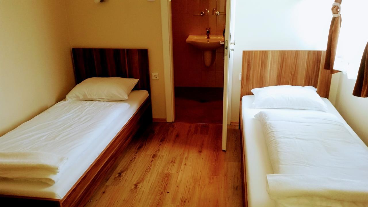 Hotel Sormester Szarvas Exterior photo